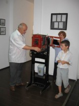 Muzeul_Presei_expozitie_04.jpg